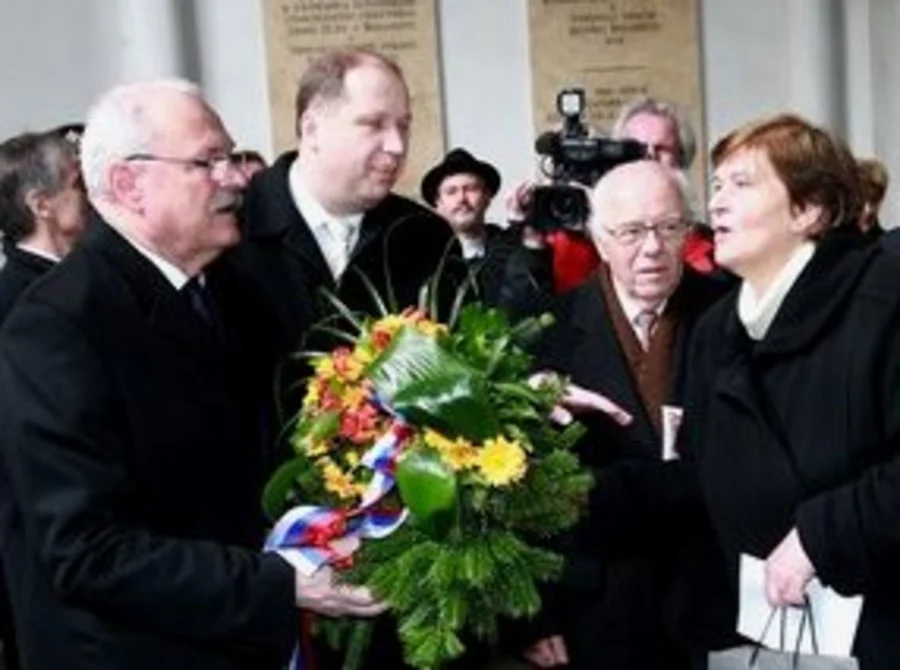 Präsident der Slowakei legte in Budapest einen Kranz zum Denkmal von Ján Kollár 